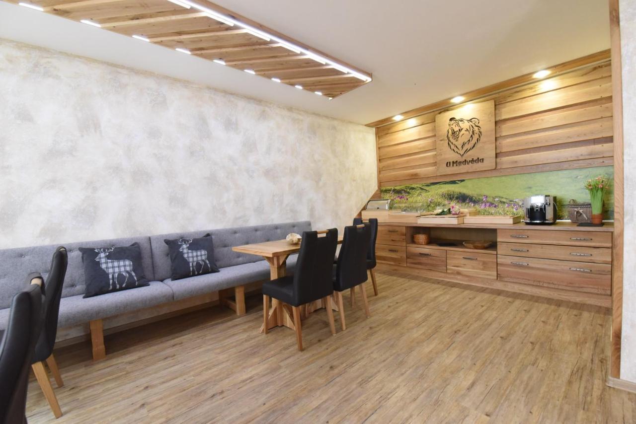 Penzion U Medveda Frýdek-Místek Extérieur photo